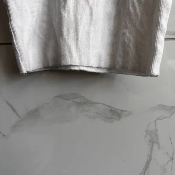 Sunday Best Ribbed Cropped Tank - Picture 4 of 4